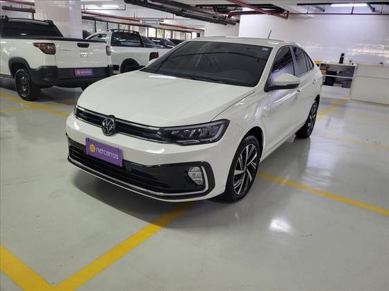 VOLKSWAGEN VIRTUS 1.0 200 TSI HIGHLINE AUTOMÁTICO